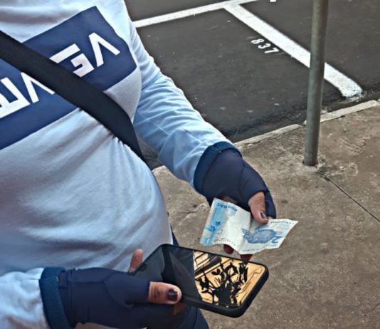 Agentes da Waga agora vendem ticket avulso da Zona Azul