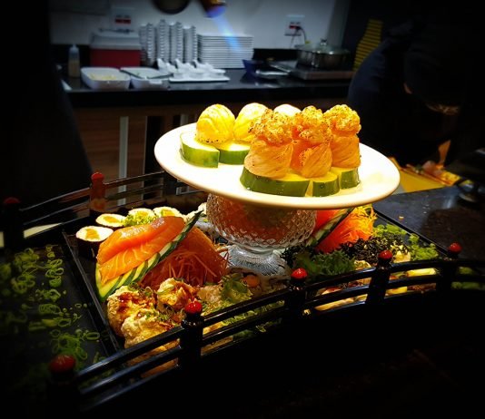 Conveniência e restaurante Mira-San estão realizando delivery de comida japonesa, caldos e marmitas