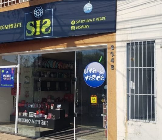 SIS by Uva e Verde comemora um ano com coquetel e descontos em toda a loja neste sábado