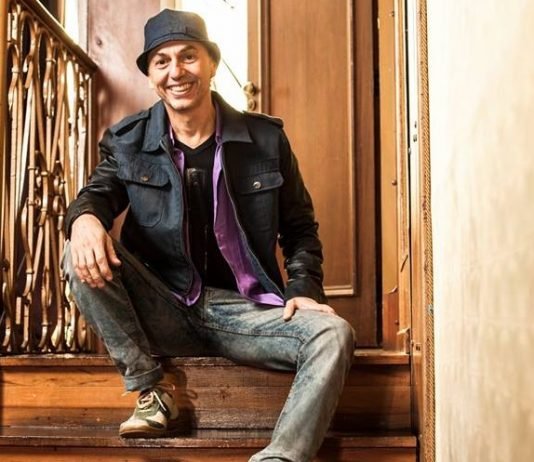 Zeca Baleiro é atração confirmada no Festival Nacional de MPB de Rio Preto