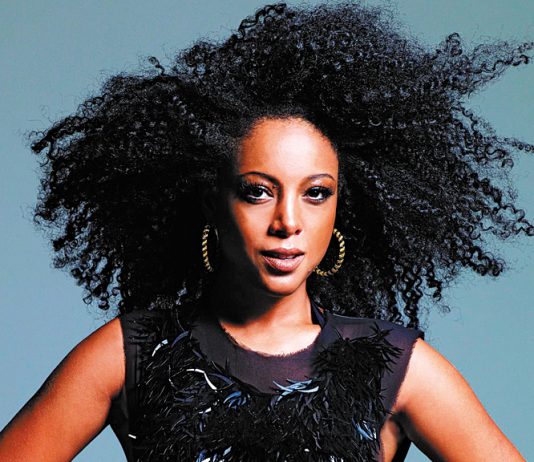 Noite da Consciência Negra tem show com a cantora Negra Li no Sesc Rio Preto