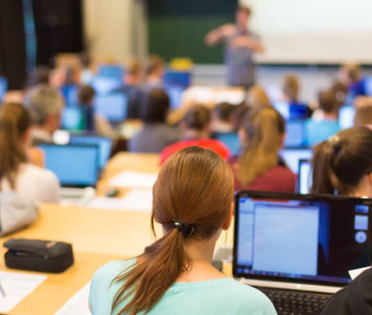 Prefeitura oferece cursos gratuitos de informática