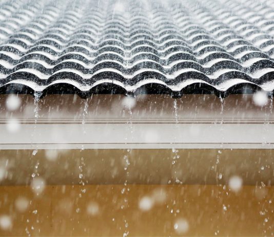 Sanessol alerta população sobre o risco das redes cruzadas em períodos de fortes chuvas