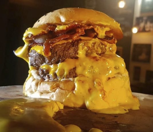 Mr. Beef está funcionando via delivery com promoções às quartas e quintas