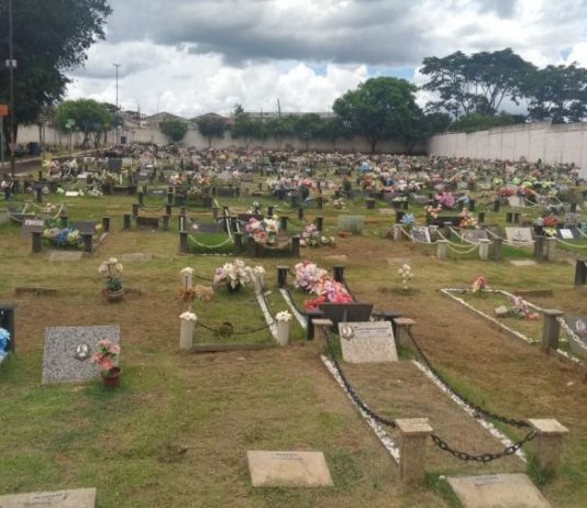 Cemitério estará fechado no Dia das Mães