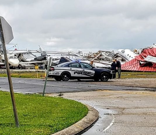 Tornados matam pelo menos seis pessoas nos Estados Unidos
