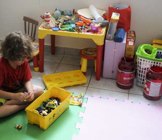 Conheça os procedimentos para higienizar os brinquedos das crianças
