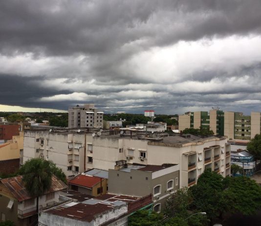 Frente fria derruba temperatura da região nos próximos dias