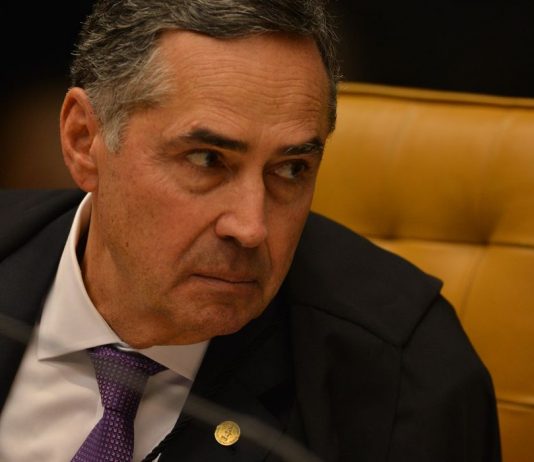 Mudança na data de eleições municipais poderá ser decidida em junho