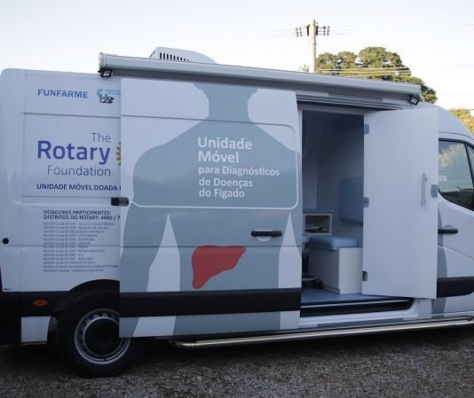 HB recebe de Rotary van para unidade móvel de diagnóstico de doenças do fígado