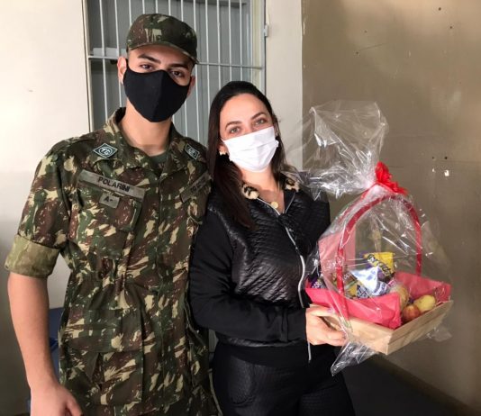 Tiro de Guerra de Mirassol faz homenagem às mães dos atiradores