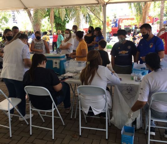 Ação ’Fique Sabendo’ orienta moradores e realiza testes rápidos de ISTs