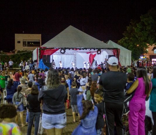 Show ’Cantores do Bem’ é atração na praça da Matriz nesta sexta-feira (17)