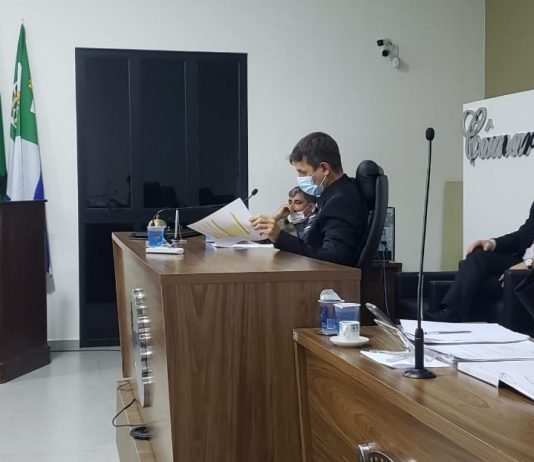 Câmara aprova projeto que extingue empregos públicos da Prefeitura