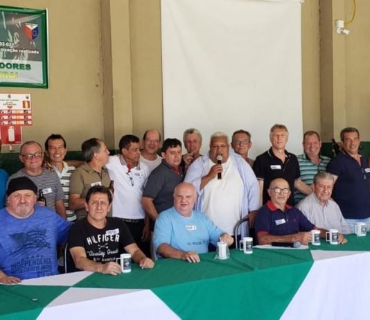 Tiro de Guerra faz homenagem aos ex-atiradores da turma de 1982