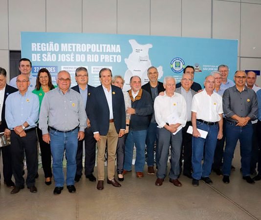 Edinho assume a presidência da Região Metropolitana de Rio Preto
