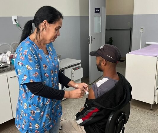 Primeira semana de vacinação contra a chikungunya em Mirassol imuniza 1.428 pessoas