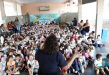 Sanessol mobiliza estudantes e comunidade em ações de educação ambiental