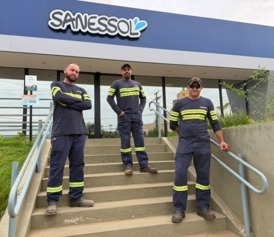 Sanessol homenageia profissionais essenciais para o funcionamento dos serviços de água e esgoto